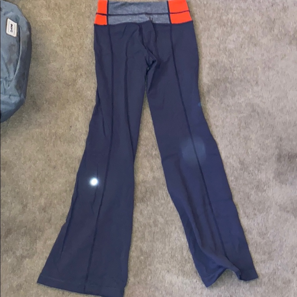 Cute flare lululemon yoga pant!